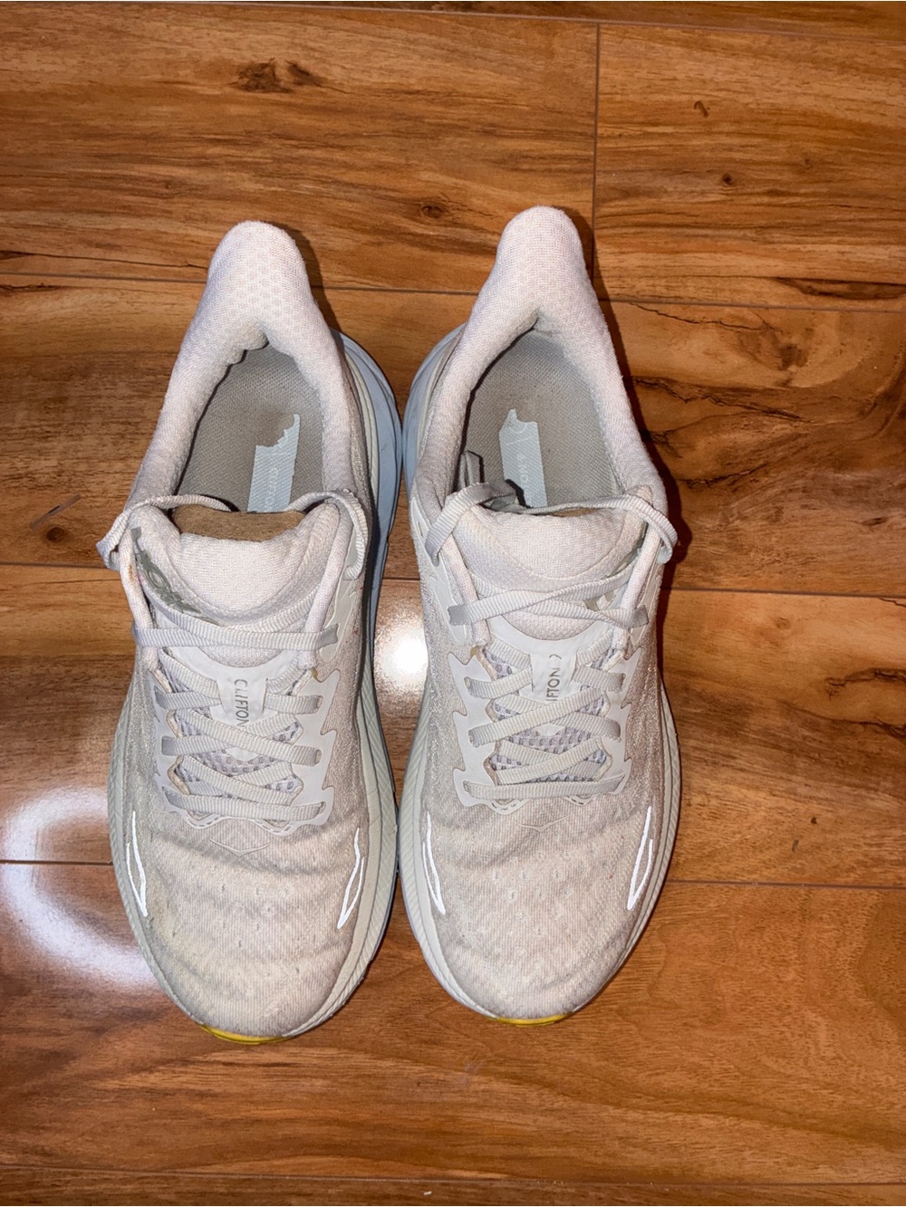 Hoka Women’s Clifton 9 Athletic Running Sneaker Shoes, white- size 8 - Picture 5 of 10